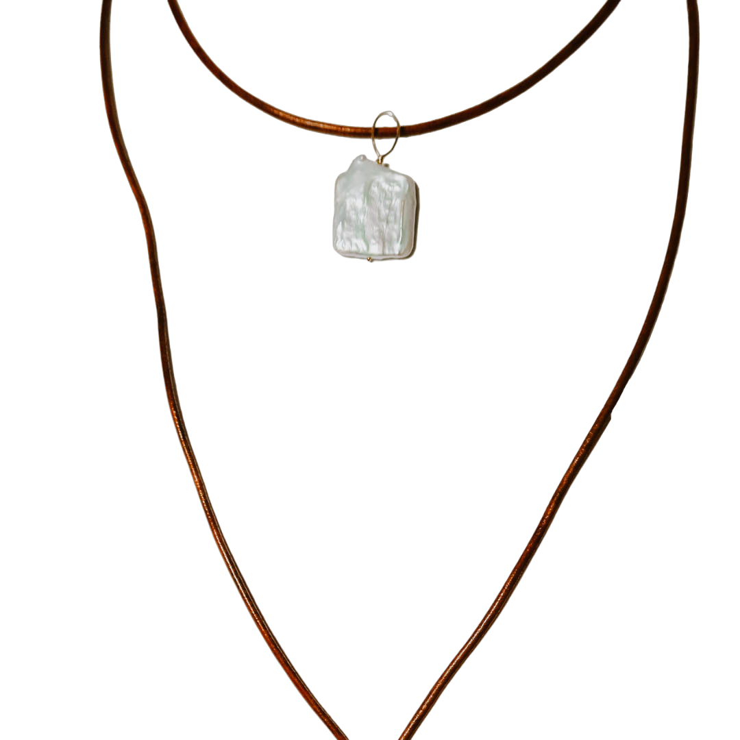 LEVI EXTRA LONG NECKLACE